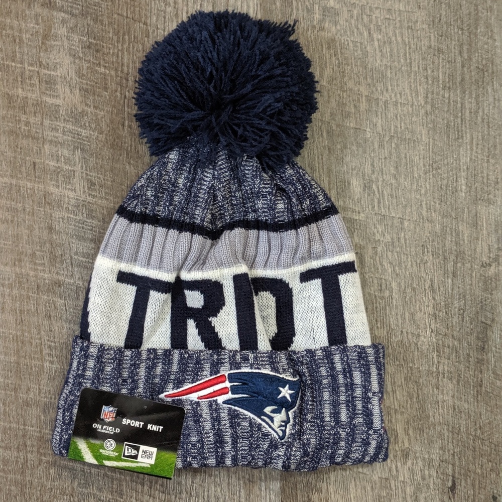 New Era New Englands Patriots On Field Beanie Hat